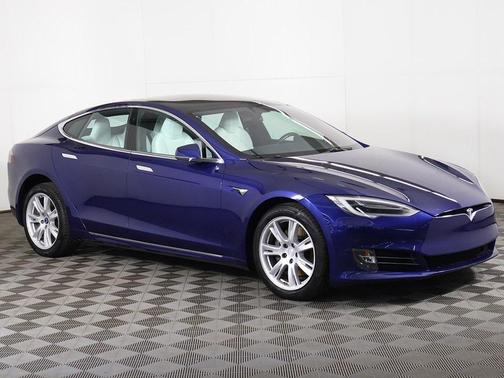 2020 Tesla Model S Long Range