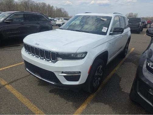 2023 Jeep Grand Cherokee 4xe Base