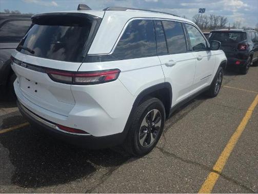 2023 Jeep Grand Cherokee 4xe Base