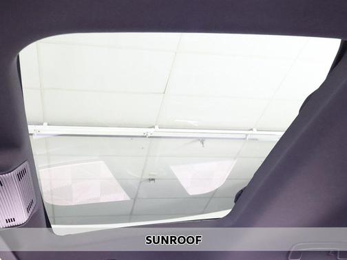 2022 Volkswagen Golf R 2.0T Manual