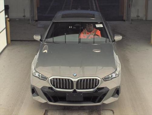 2024 BMW 530 i xDrive
