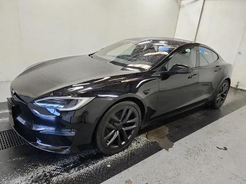 2022 Tesla Model S Base