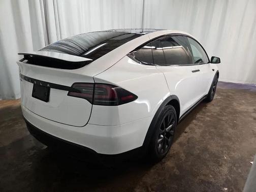 2023 Tesla Model X Standard Range