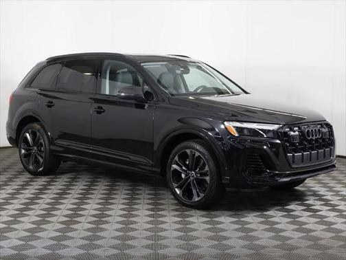 2025 Audi Q7 55 Premium Plus