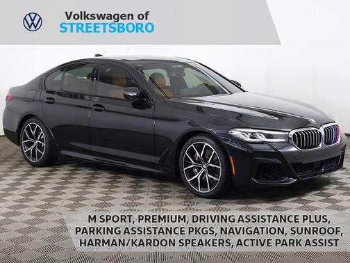 Black Sapphire Metallic 2021 BMW 540 xDrive