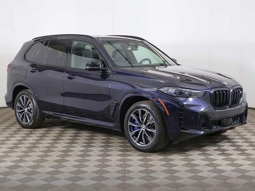 Carbon Black Metallic 2024 BMW X5 M60i