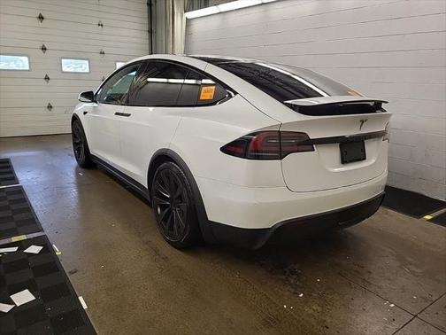 2022 Tesla Model X Dual Motor All-Wheel Drive
