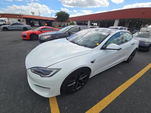 2022 Tesla Model S Base