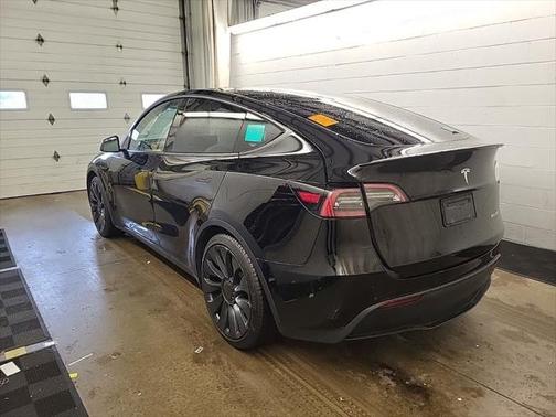 2022 Tesla Model Y Performance Dual Motor All-Wheel Drive