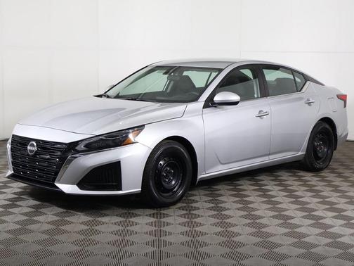 2023 Nissan Altima S FWD