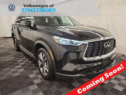Black 2024 INFINITI QX60 Luxe