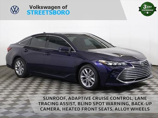 2022 Toyota Avalon XLE