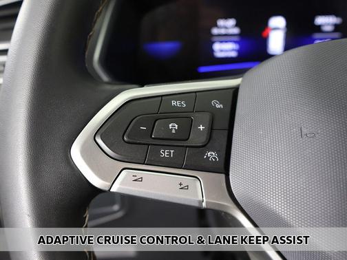 Platinum Gray Metallic 2023 Volkswagen Tiguan 2.0T SE