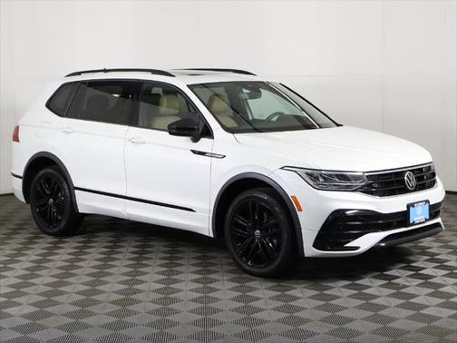 2022 Volkswagen Tiguan 2.0T SE R-Line Black 4MOTION
