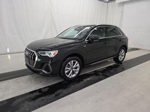 2023 Audi Q3 45 S line Premium Plus
