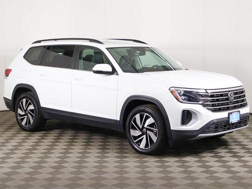 Pure White 2025 Volkswagen Atlas 2.0T SE w/Technology 4MOTION