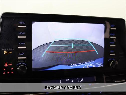 2021 Toyota Sienna XLE 8 Passenger