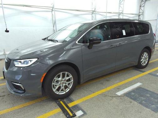 Ceramic Gray Clearcoat 2025 Chrysler Pacifica L