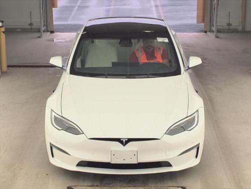 2022 Tesla Model S Base