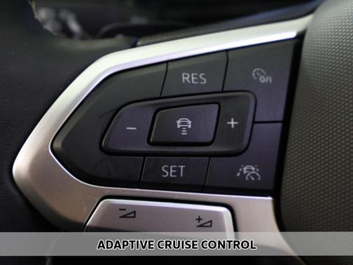 2024 Volkswagen Atlas 2.0T SE w/Technology 4MOTION
