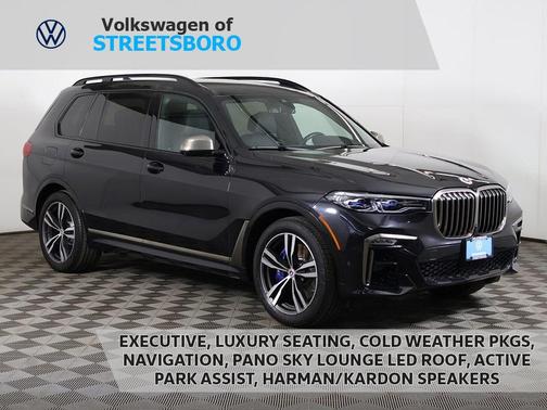 2022 BMW X7 M50i