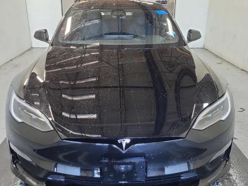 2022 Tesla Model S Base