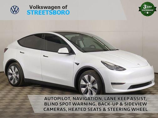 2022 Tesla Model Y Long Range Dual Motor All-Wheel Drive