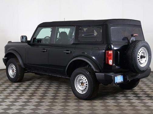 Shadow Black 2023 Ford Bronco Base