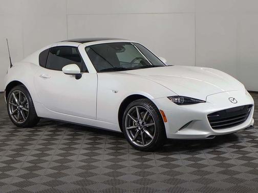 2022 Mazda MX-5 Miata RF Grand Touring