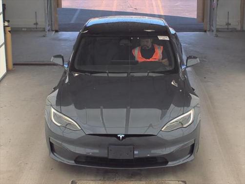 2022 Tesla Model S Base