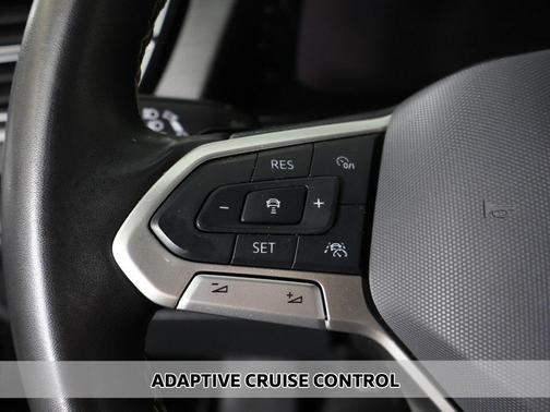 2024 Volkswagen Atlas Cross Sport 2.0T SE w/Technology 4MOTION