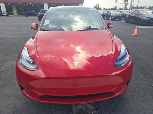 2023 Tesla Model Y Long Range Dual Motor All-Wheel Drive