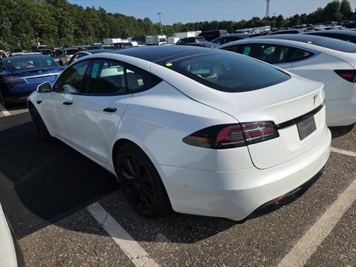 2022 Tesla Model S Base