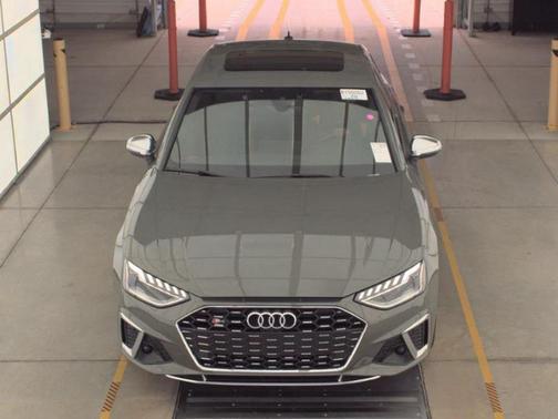 2023 Audi S4 Premium Plus TFSI quattro Tiptronic