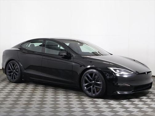 2022 Tesla Model S Base
