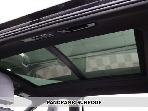Deep Black Pearl 2020 Volkswagen Tiguan 2.0T SE R-Line Black