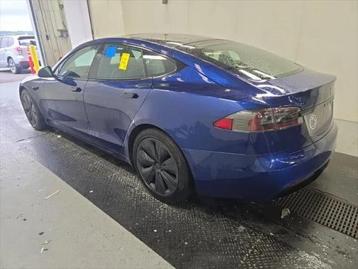 2022 Tesla Model S Base