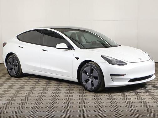 2023 Tesla Model 3 Standard Range