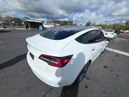 2023 Tesla Model 3 Standard Range