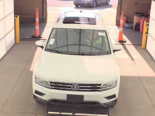 2020 Volkswagen Tiguan 2.0T SEL R-Line 4MOTION