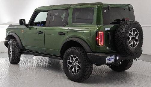 ERUPTION GREEN METALLIC 2025 Ford Bronco BADLANDS
