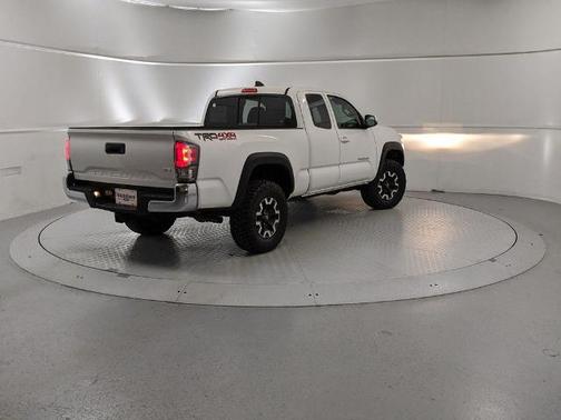 2022 Toyota Tacoma TRD OFF ROAD