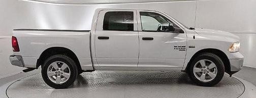 Bright White Clearcoat 2023 RAM 1500 Classic SLT