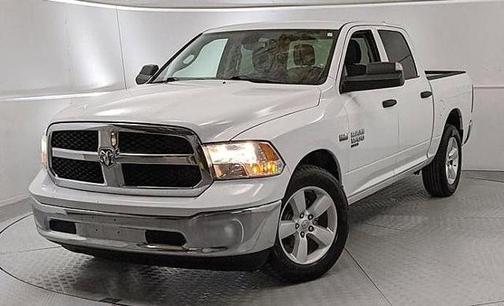 Bright White Clearcoat 2023 RAM 1500 Classic SLT