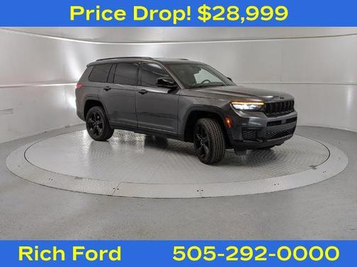 2022 Jeep Grand Cherokee LAREDO