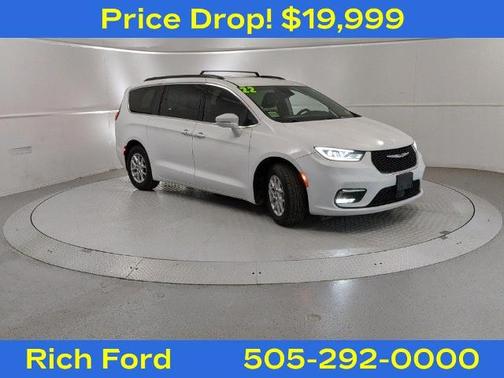 2022 Chrysler Pacifica TOURING L