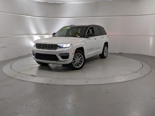 2023 Jeep Grand Cherokee SUMMIT