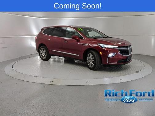 2022 Buick Enclave ESSENCE