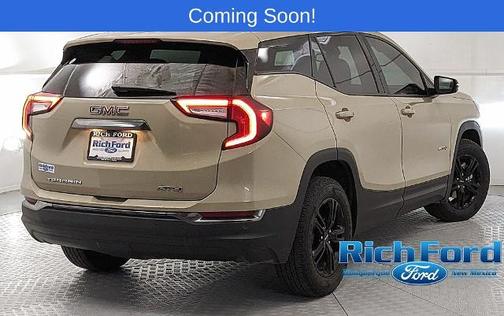 Desert Sand Metallic 2022 GMC Terrain AT4