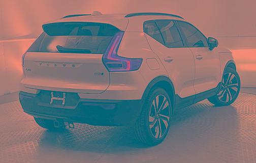 2023 Volvo XC40 B5 ULTIMATE DARK THEME